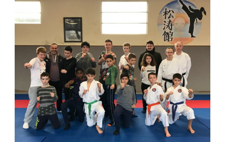 36 Châteauroux - Initiation Jeunes pôle éducation jeunesse Châteauroux.